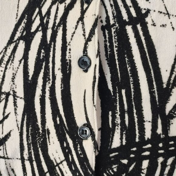 WD.NY Woman Abstract Top 1X Button‎ Details & Embellishments Black White Moody - Picture 3 of 10